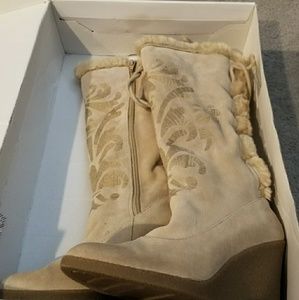 Chirdon aldo fur boots